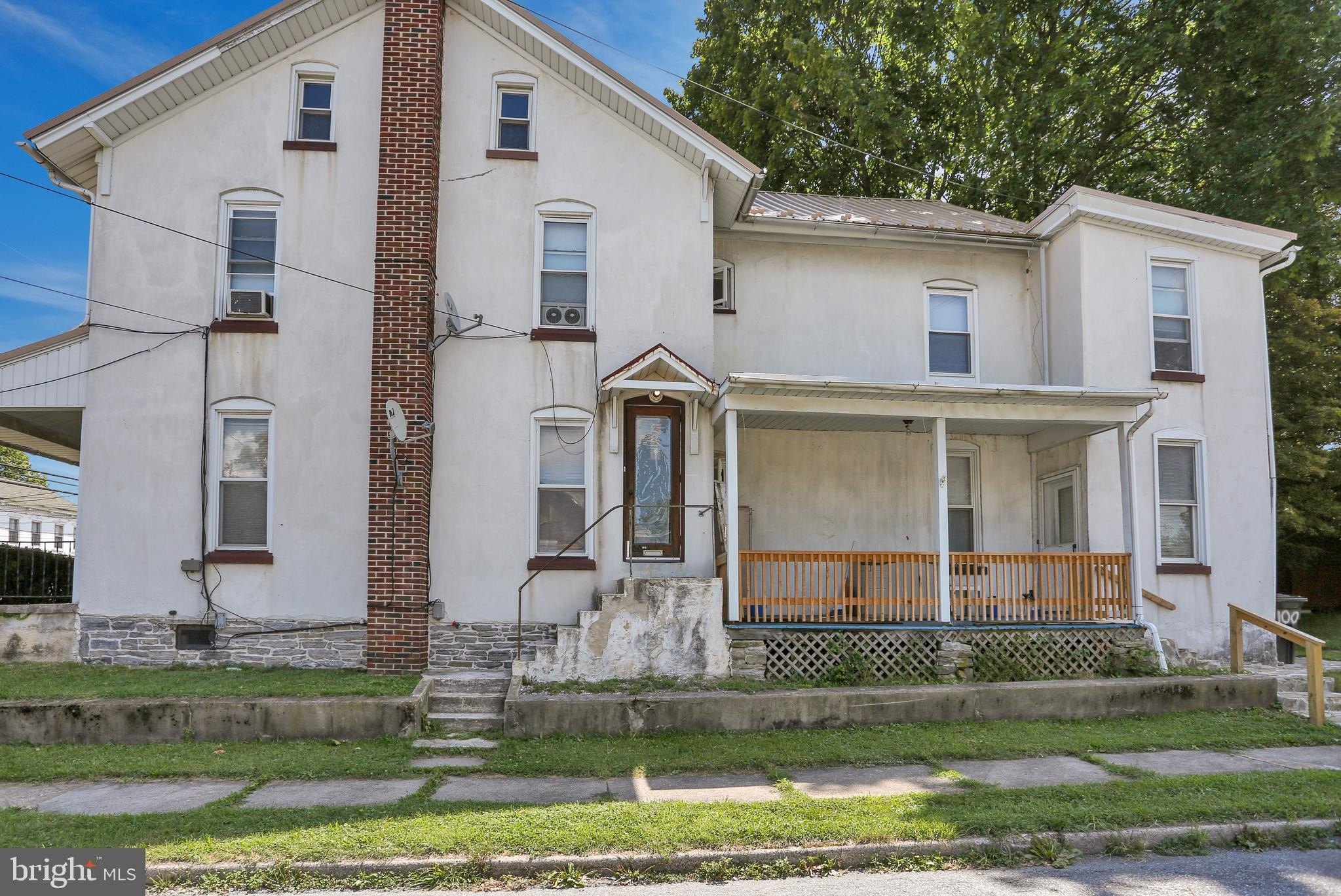 102 philadelphia ave, reading,  PA 19607