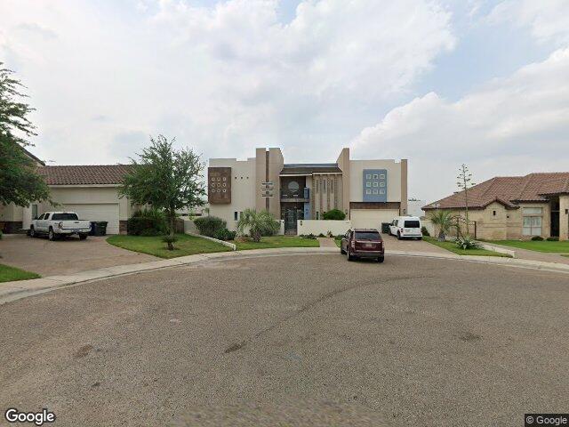 2906 chaucer dr, laredo,  TX 78041