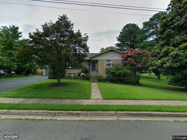 8905 hazel dr, manassas,  VA 20110