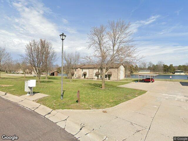1880 waterfront dr n #d
                                ,Unit Apt D, columbia,  MO 65202