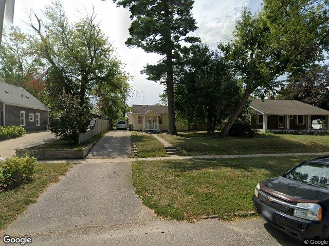 513 33rd st ne, cedar rapids,  IA 52402