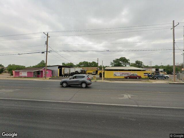 2806 del rio hwy, eagle pass,  TX 78852