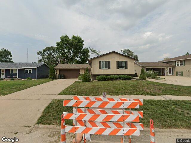 444 greenfield st ne, cedar rapids,  IA 52402