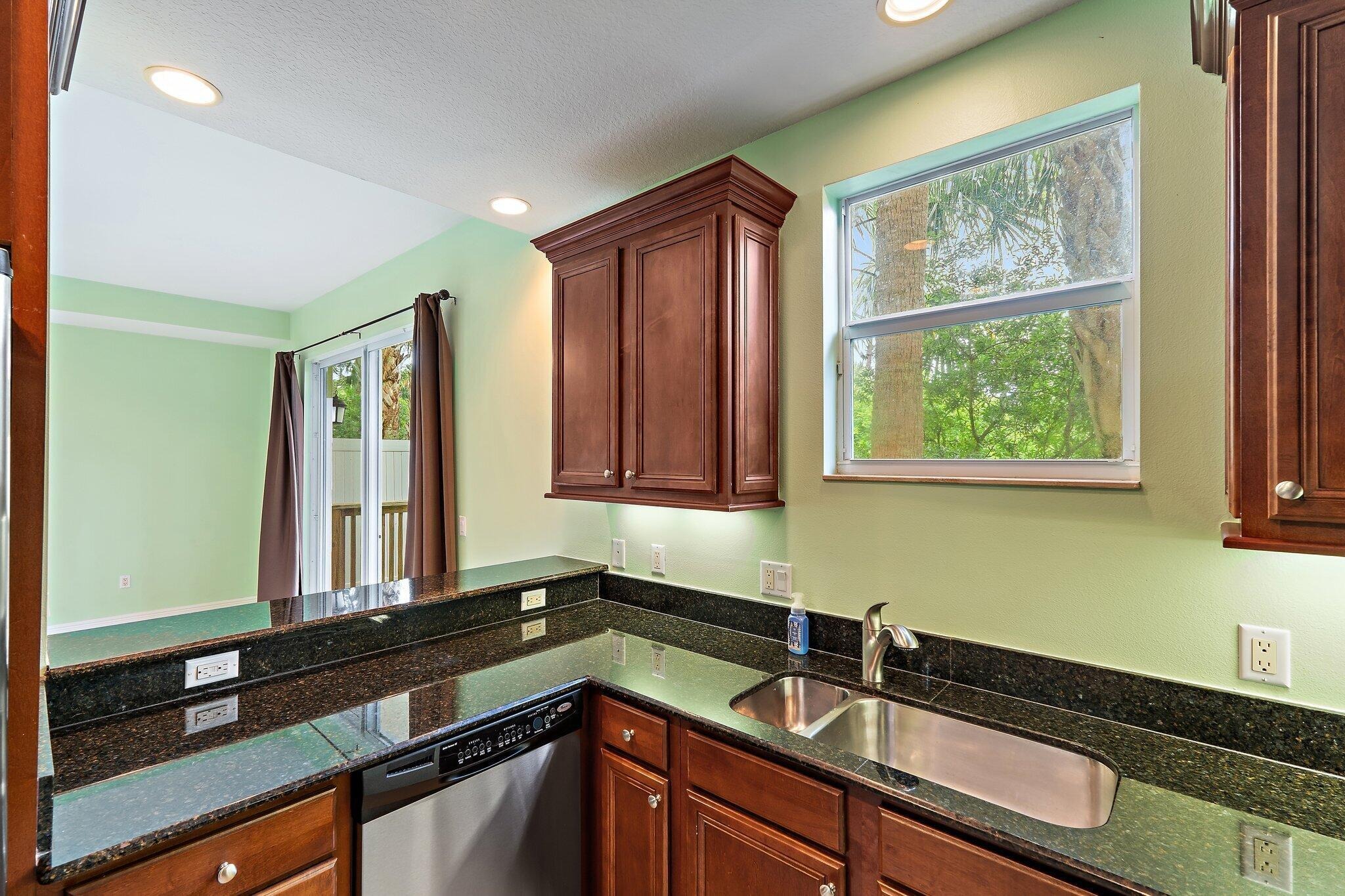 12755 se old cypress dr, hobe sound,  FL 33455