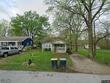 8310 wayne ave, kansas city,  MO 64131