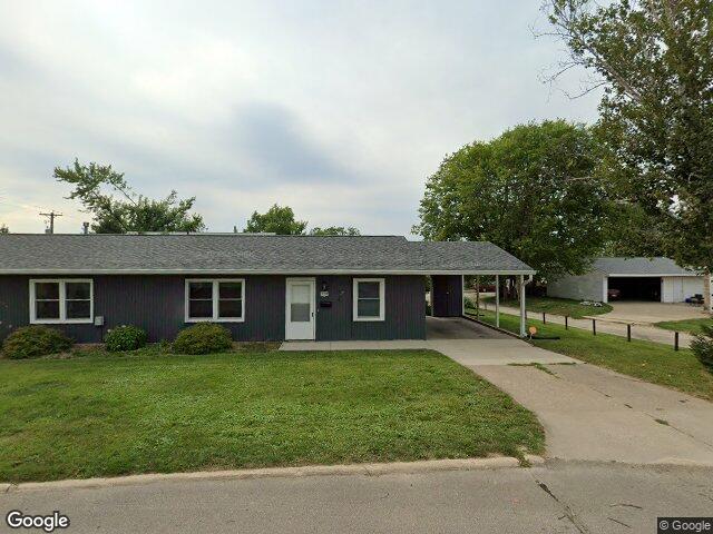 320 4th st, marion,  IA 52302
