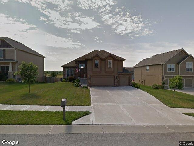 11119 n madison ave, kansas city,  MO 64155