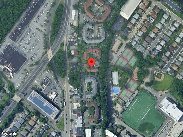 758 charles ct, fort lee,  NJ 07024