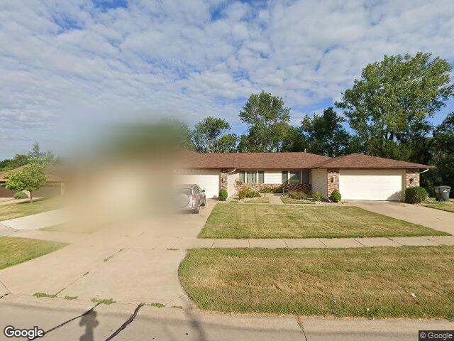 1585 matterhorn dr ne, cedar rapids,  IA 52402
