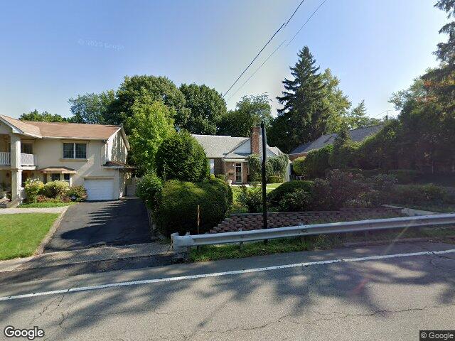 453 fort lee rd, leonia,  NJ 07605