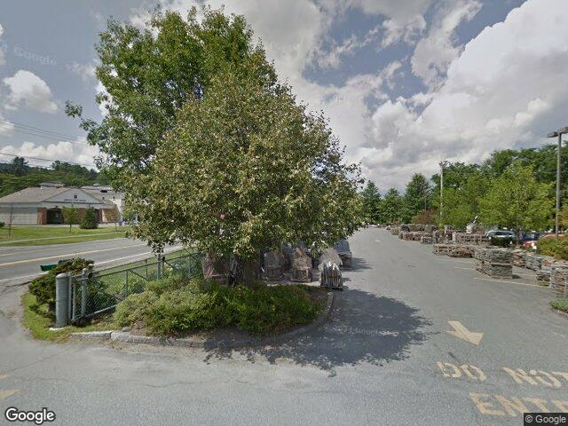 204 mechanic st #17
                                ,Unit Apt 17, lebanon,  NH 03766