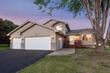 702 martingale dr, norwood young america,  MN 55368