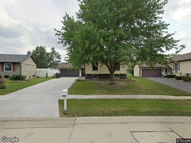 1617 brookdale ln ne, cedar rapids,  IA 52402