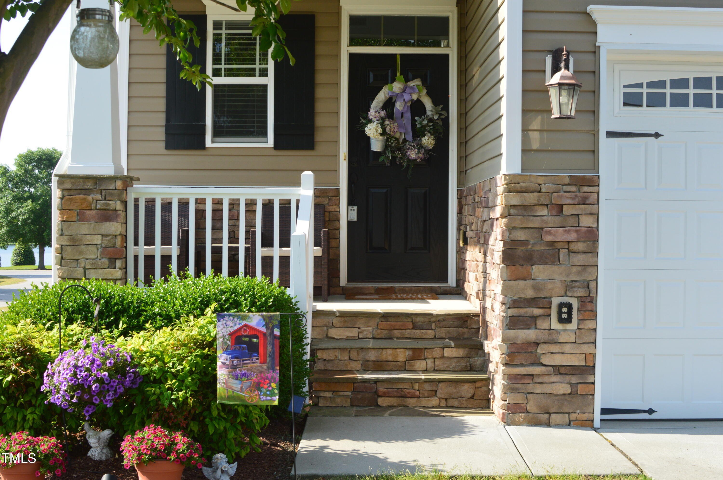 63 radcliffe ct, clayton,  NC 27527