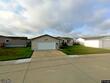709 foxtail dr, minot,  ND 58701