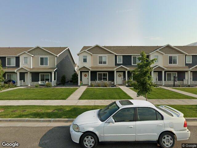 1556 e 460 s, hyrum,  UT 84319