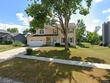 320 stoney creek rd nw, cedar rapids,  IA 52405