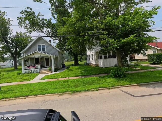 1722 ellis blvd nw, cedar rapids,  IA 52405
