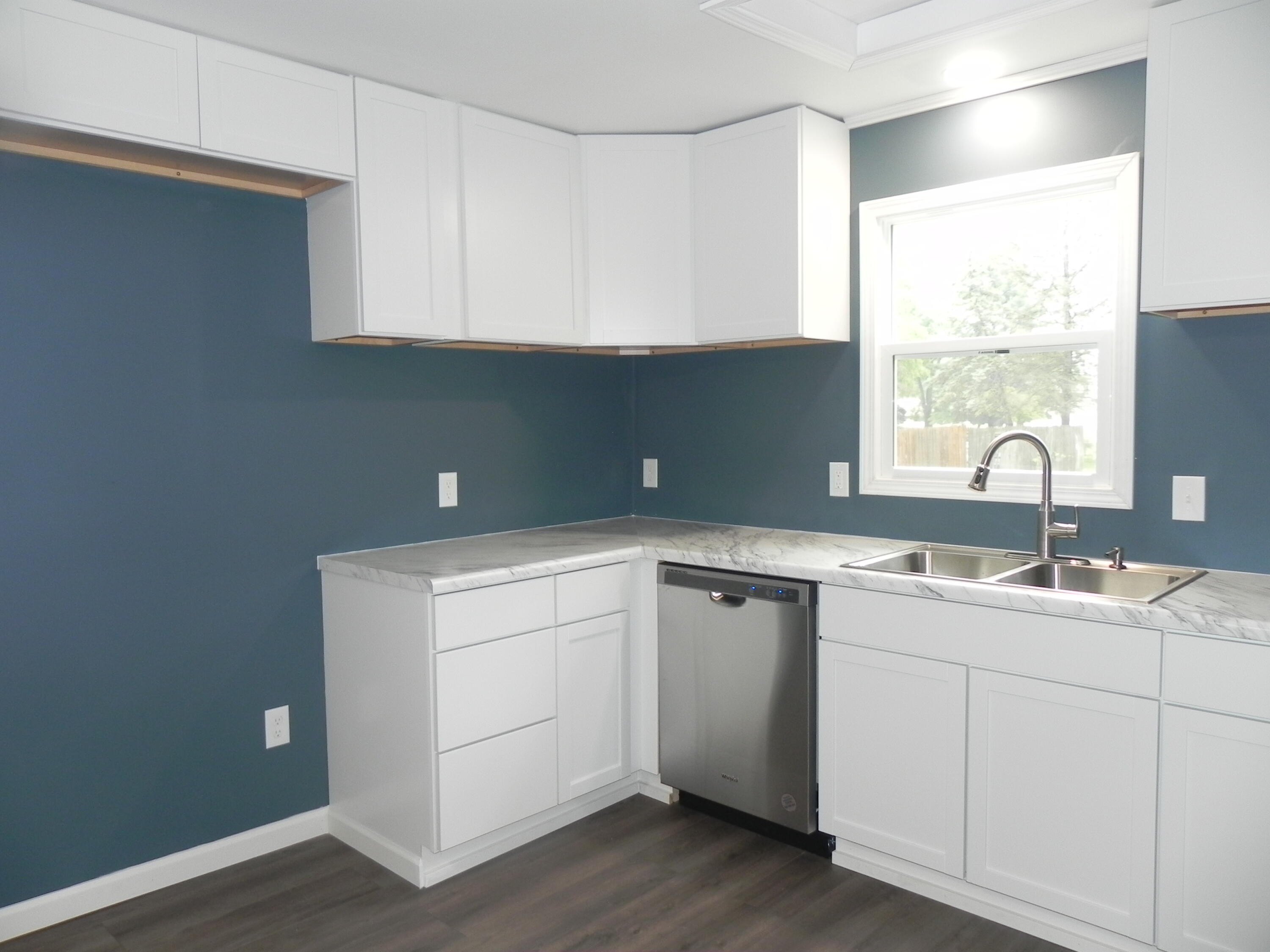 216 e delaware st, decatur,  MI 49045