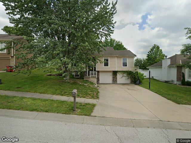 3217 s elizabeth ave, independence,  MO 64057
