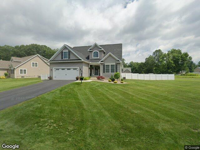 305 steeple way, schenectady,  NY 12306