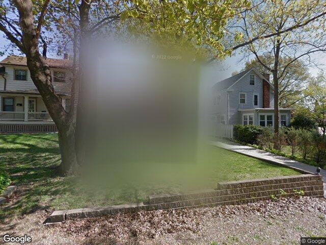 1953 2nd ave se, cedar rapids,  IA 52403
