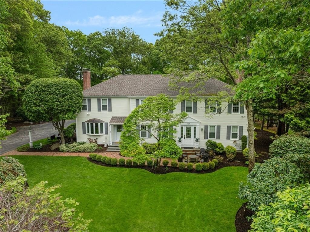 120 fox run, east greenwich,  RI 02818