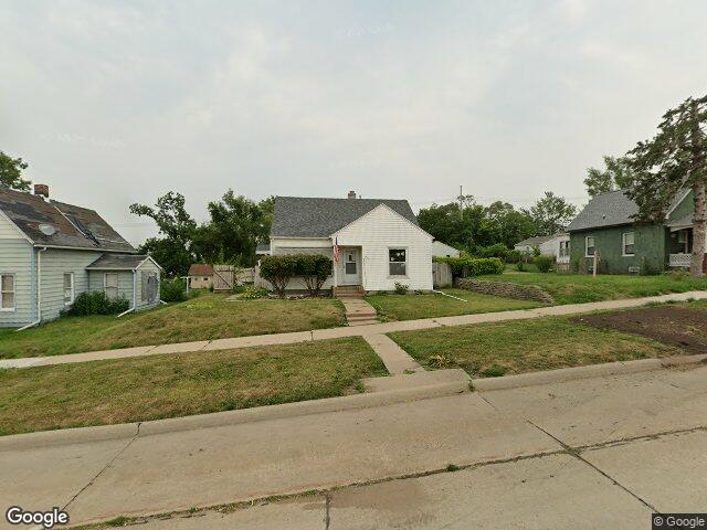 2009 3rd st sw, cedar rapids,  IA 52404