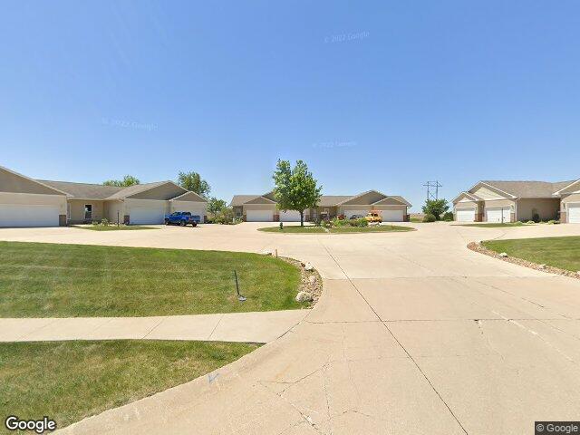 3900 lakeview dr sw, cedar rapids,  IA 52404