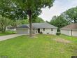 5521 sterling ave, raytown,  MO 64133