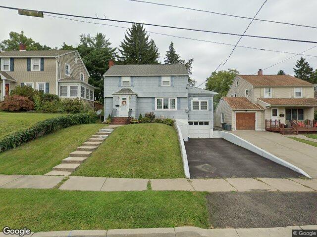 2727 hall st, endicott,  NY 13760