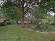 220 laura st, martin,  TN 38237