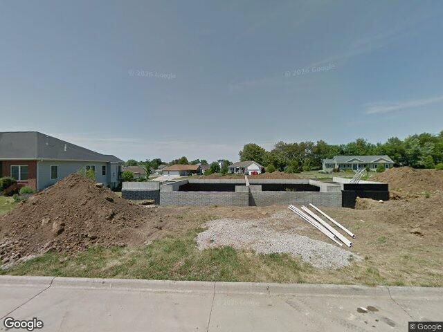 311 wolfe ln ne # a
                                ,Unit # A, mount vernon,  IA 52314