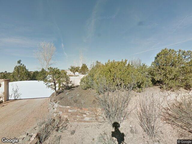 1054 encantado dr, santa fe,  NM 87501