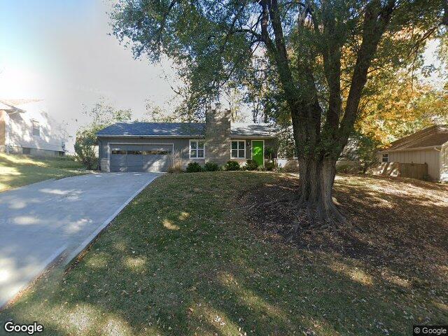 3941 n grand ave, kansas city,  MO 64116