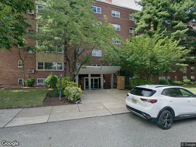 1565 center ave, fort lee,  NJ 07024