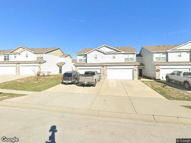 208 ne 194th ct, smithville,  MO 64089