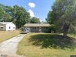 8803 richards dr, raytown,  MO 64133
