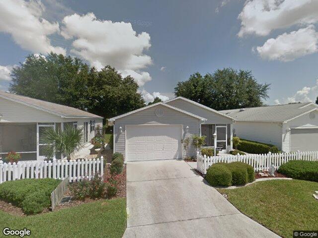 2105 escobar ave, lady lake,  FL 32159