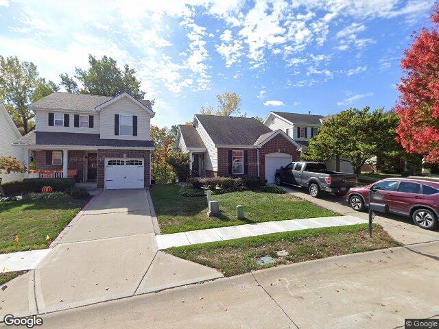 1921 nw 82nd st, kansas city,  MO 64151