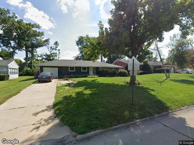 1225 29th st ne, cedar rapids,  IA 52402