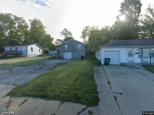 2915 s sterling ave, independence,  MO 64052