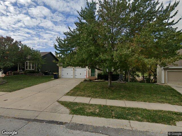 6206 n coventry ave, kansas city,  MO 64151