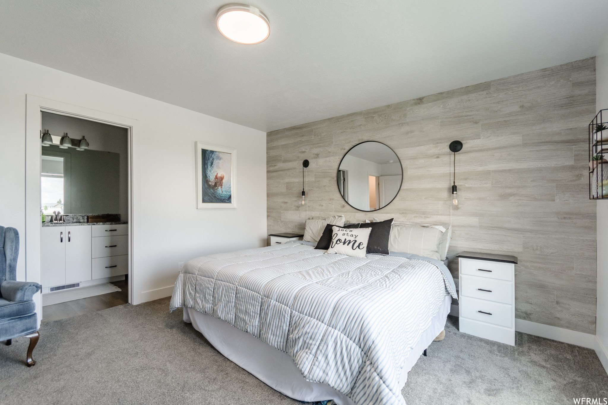 1573 e 320 s, hyrum,  UT 84319