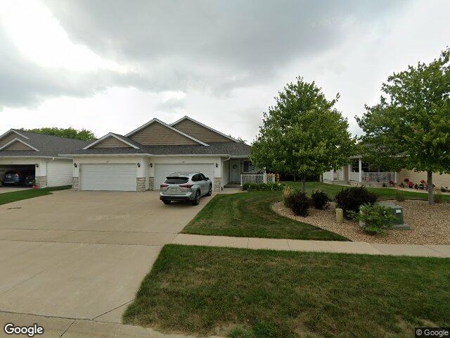 1321 crescent view dr ne, cedar rapids,  IA 52402