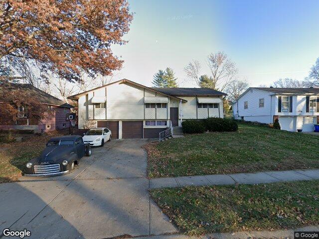 6713 n woodland ave, kansas city,  MO 64118