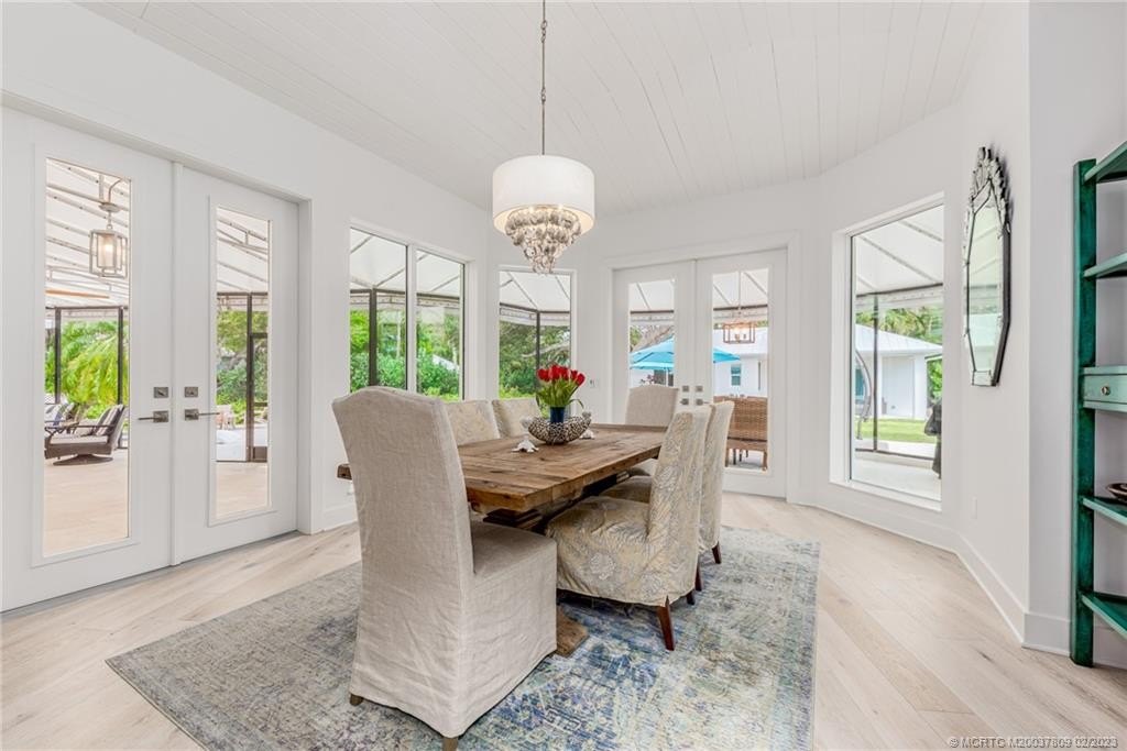 409 se saint lucie blvd, stuart,  FL 34996