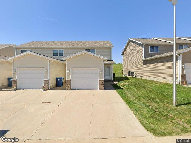 366 kelso dr, fairfax,  IA 52228