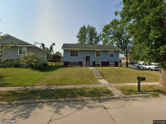 4849 fruitwood ln nw, cedar rapids,  IA 52405
