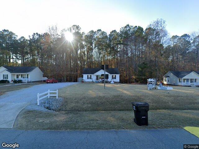 618 lockwood dr, clayton,  NC 27527
